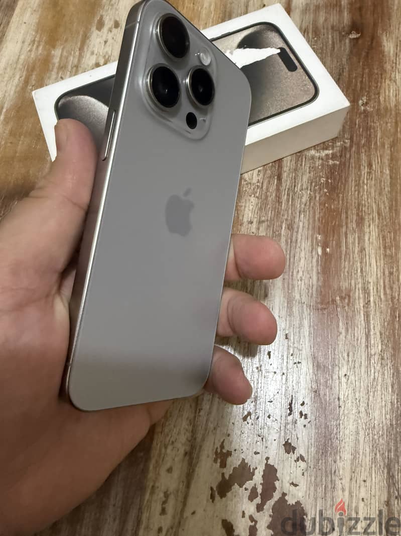 Apple - iPhone 15 Pro 256GB 5