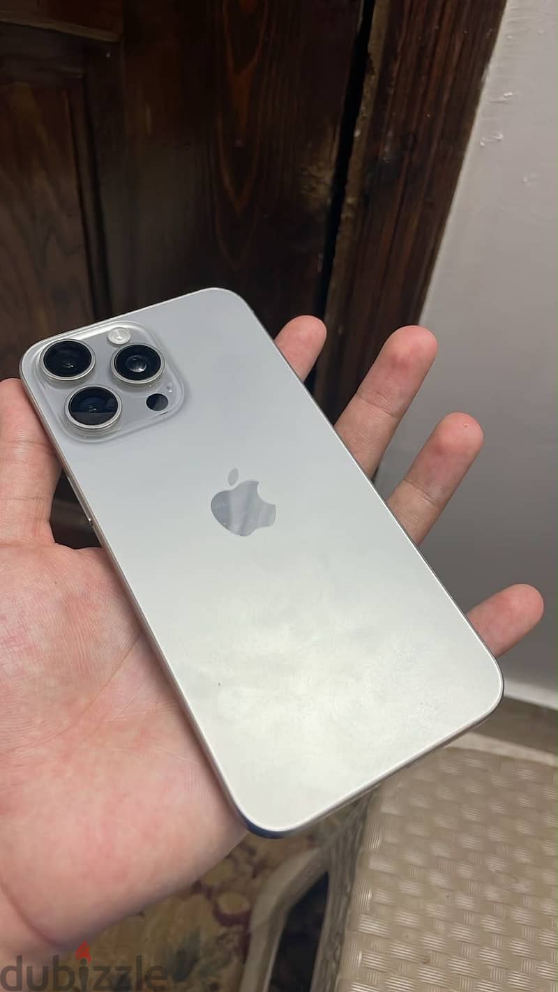 Apple - iPhone 15 Pro Max 1