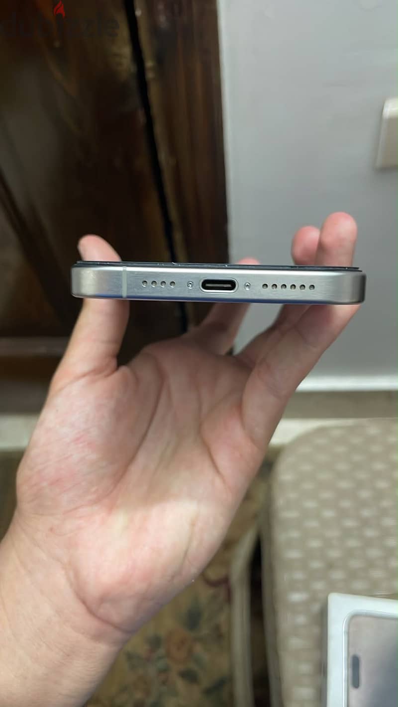 Apple - iPhone 15 Pro Max 4