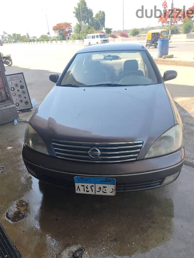 Nissan Sunny 2015