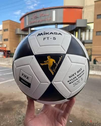 كورة Mikasa مقاس 5 و توصيل مجاني لكل المحافظات