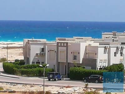 بنتهاوس للبيع في أمواج الساحل الشمالي | 150م² + رووف | 4 غرف | إطلالة بحر وحمام سباحة ولاندسكيب | تشطيب كامل | استلام فوري |AMWAJ NORTH COAST SAHEL