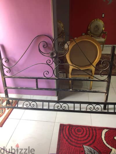 سرير حديد ١٦٠