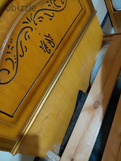سرير ١٢٠