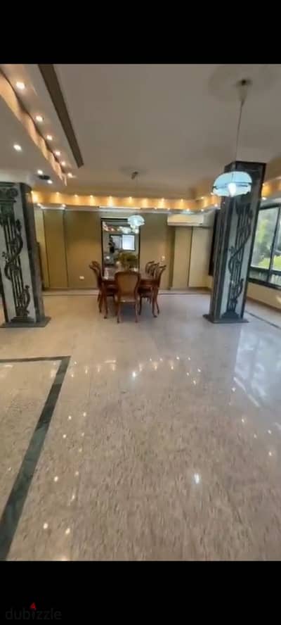 شقه للايجار في المعادي الجديده نصف فرش 300متر