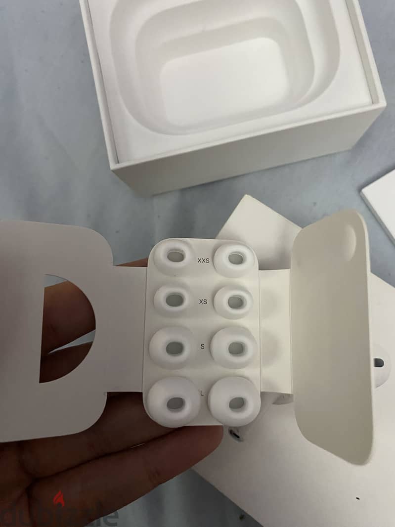 Apple AirPods Pro 3 4