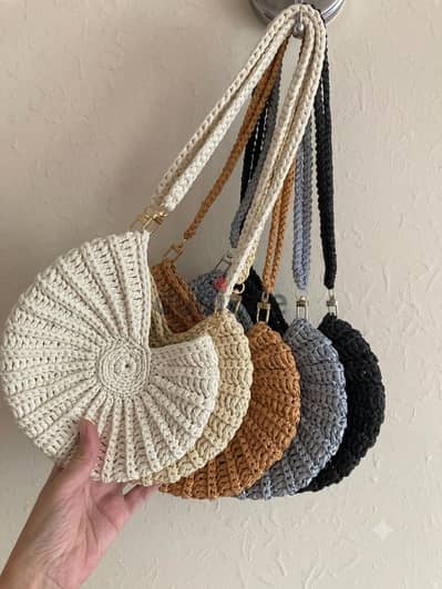 crochet seashell bag