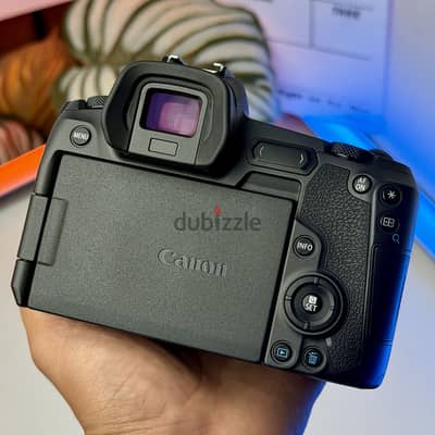 Canon R