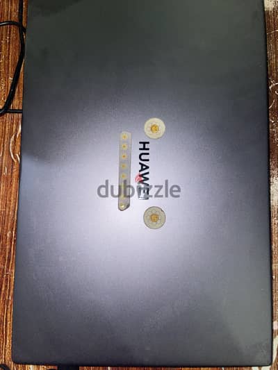 Huawei MateBook 14 للبيع - حالة ممتازة - استعمال خفيف
