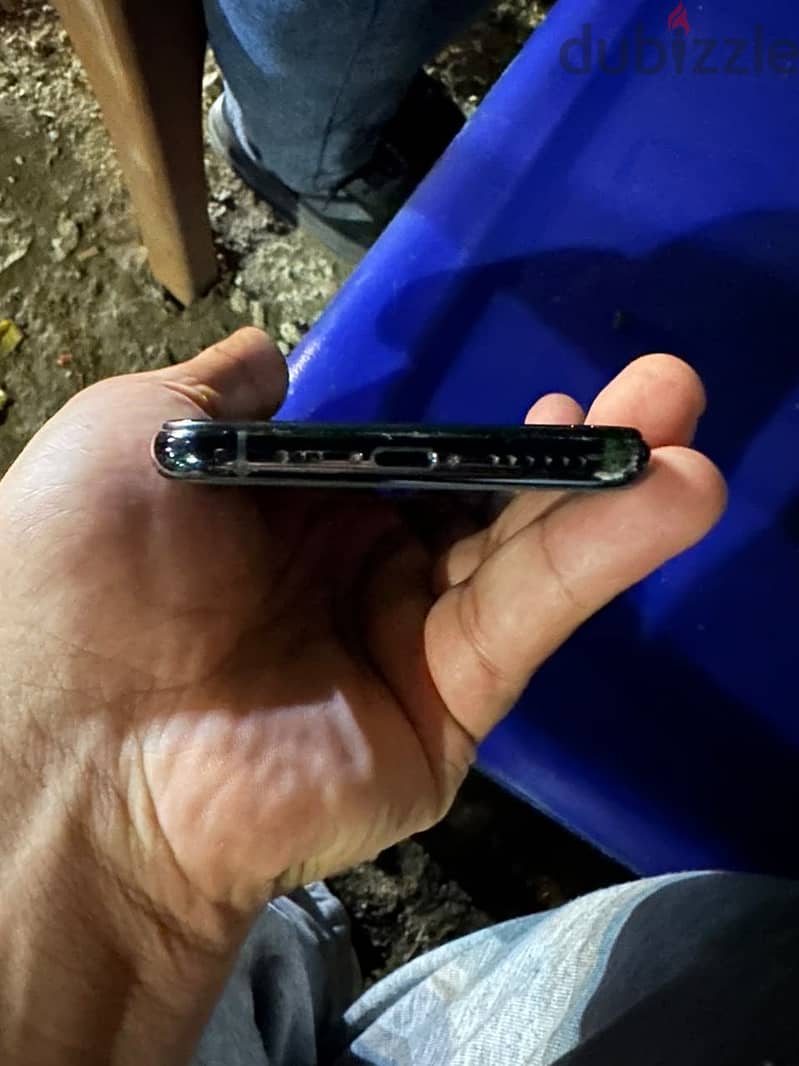 Apple - iPhone 11 Pro 1
