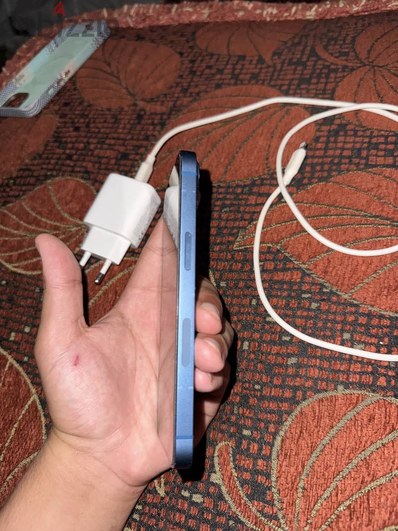 Apple - iPhone 13 5