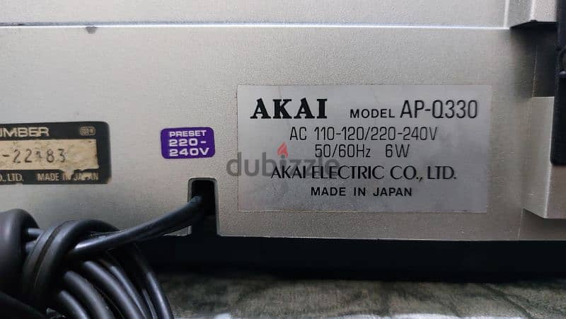 Turntable Akai AP-Q330 9