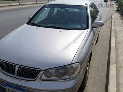 نيسان صني 2004
