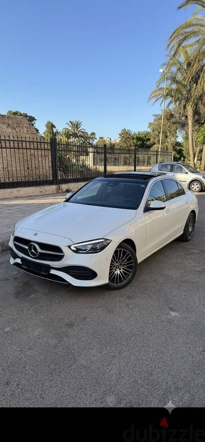 Mercedes-Benz C180 2025