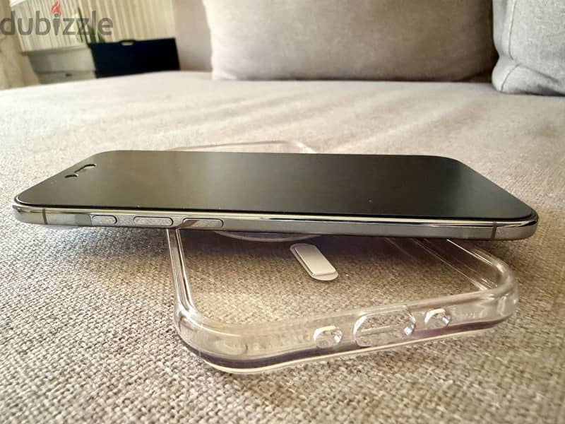 Apple - iPhone 17 Air 1