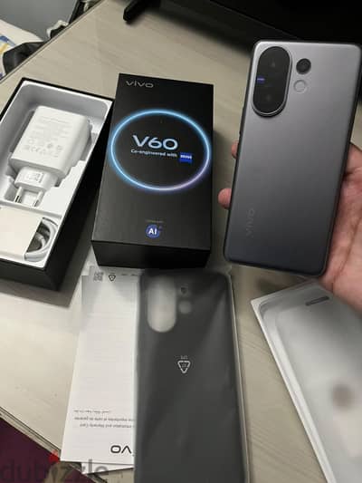 فيفو V60