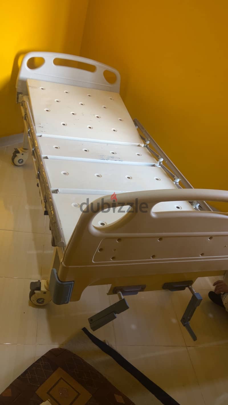 Medical bed 1