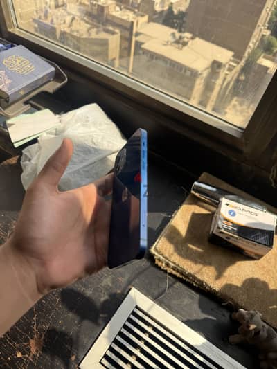 آبل - آيفون 12