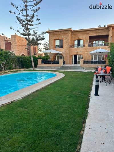 Villa in Marina 7, second row from the sea, with a private pool and private sunshade on the beach