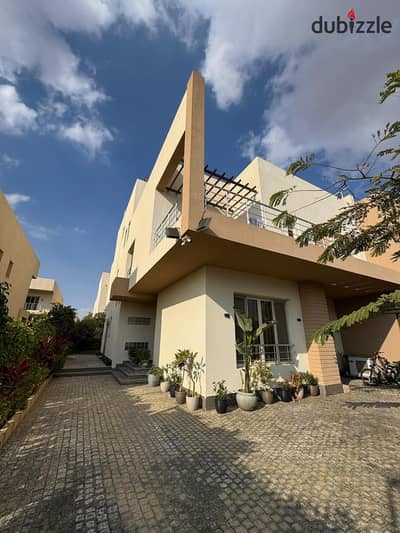 توين هاوس للبيع في جراند هايتس 6 أكتوبر  بسماحه  330م مباني  383م  أرض  -  Twin House for Sale in Grand Heights – 6th of October