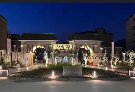أقل سعر في السوق بنتهاوس استلام فوري في لاڤينير المستقبل سيتي  Lavenir Mostakbel city استلام فوري موقع مميز