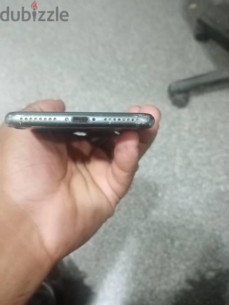 Apple - iPhone 8 Plus 1