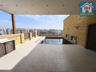بينتهاوس للبيع بحمام سباحه خاص شارع الحرية تقاطع الميرغني مع النزهه مصر الجديدة