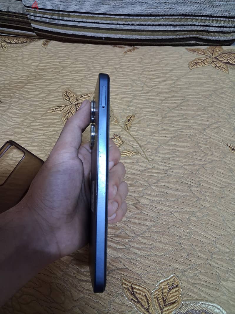 Realme C55 3