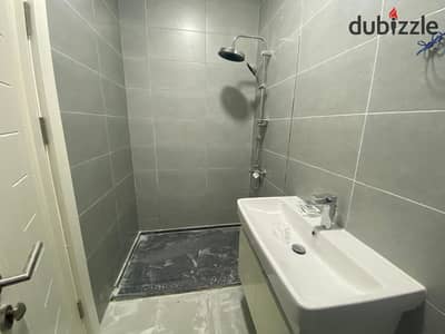 Apartment for sale at a bargain price in Al-Dafa'a Al-Watani Villas, Fifth Settlement, near South Teseen Street