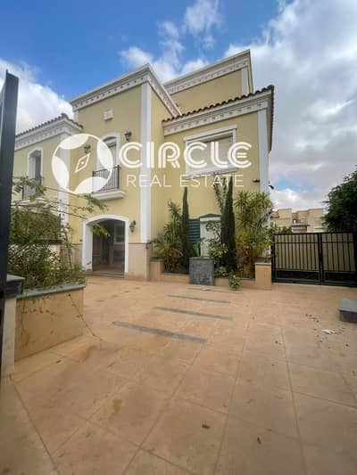 Luxury 386m Twin House For Sale with Private Pool in Mivida 5th Settlement New Cairo