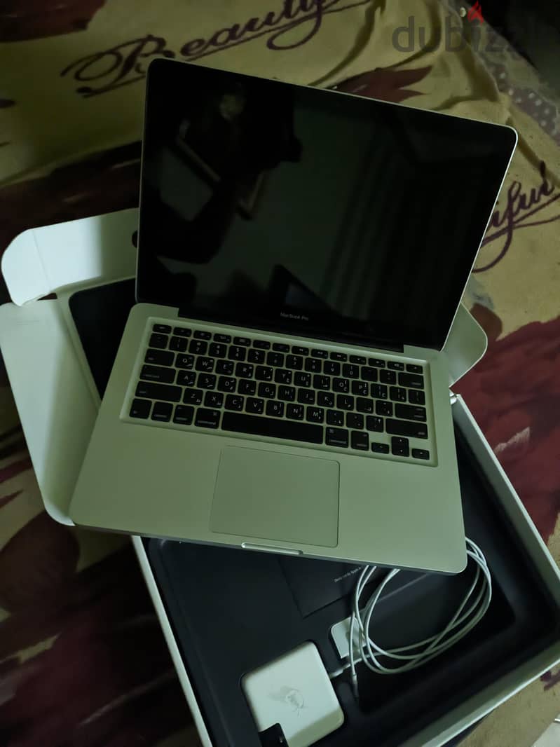MacBook Pro i7 g3 1