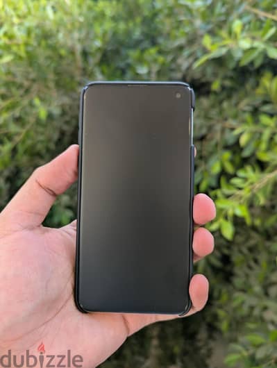 Samsung S10e