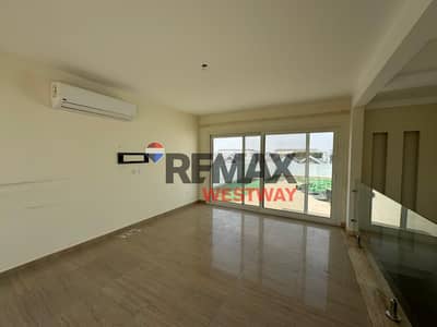 -For Sale Penthouse Mountain View Chillout Park – 6 October