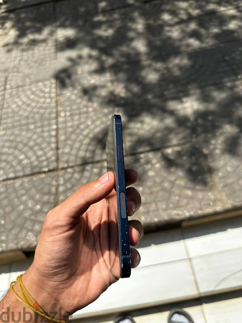 Apple - iPhone 12 4