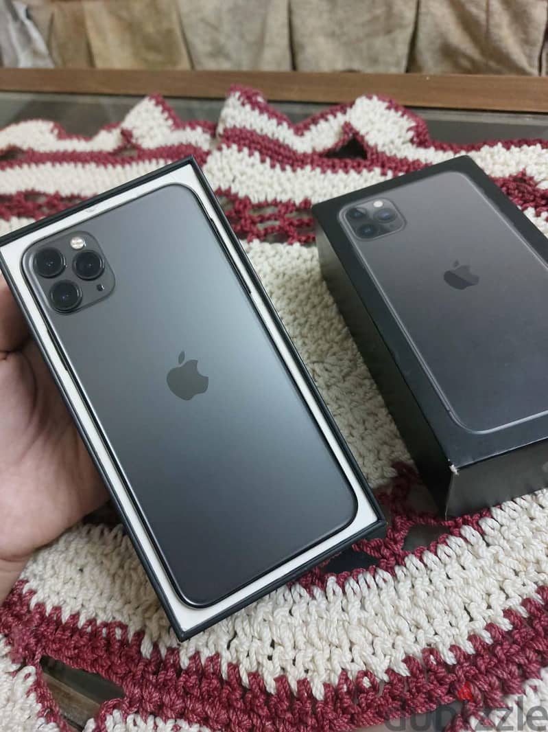 Apple - iPhone 11 Pro Max 1