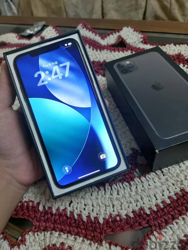 Apple - iPhone 11 Pro Max 5