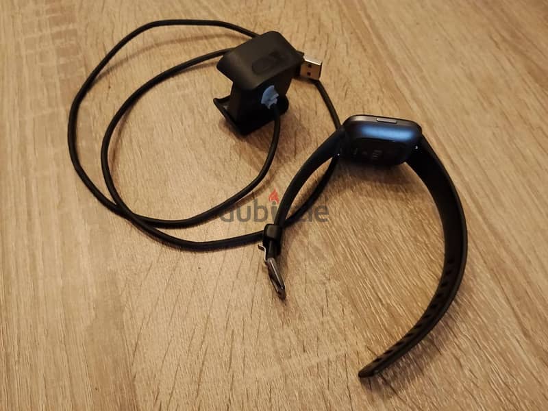 ساعه موبايل fit bit versa 2 1