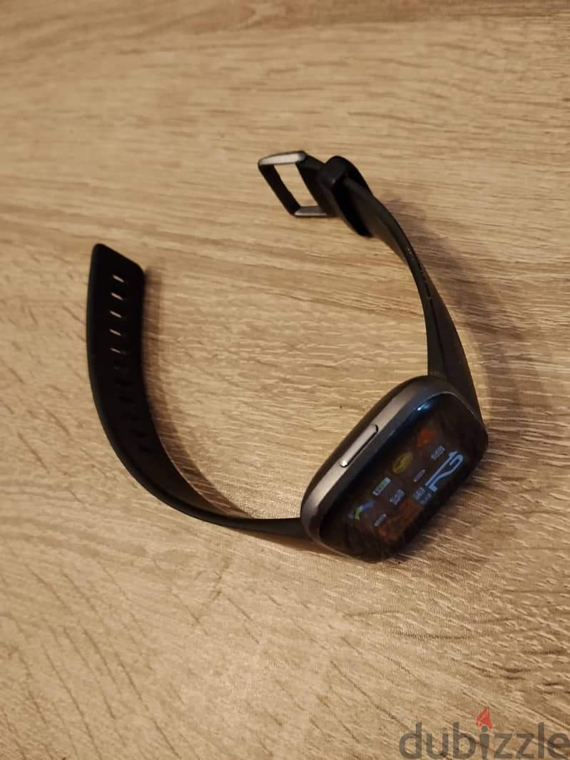 ساعه موبايل fit bit versa 2 2