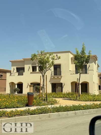 توين هاوس تشطيب كامل في سيتي جيت التجمع الخامس للبيع City Gate New Cairo