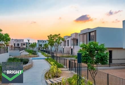 Twin house 286m RTM View landscape under price now