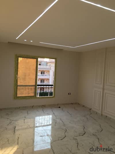 Apartment for rent in the heart of the old Sheikh Zayed at a price that is not found in the market - شقة للإيجار - الشيخ زايد