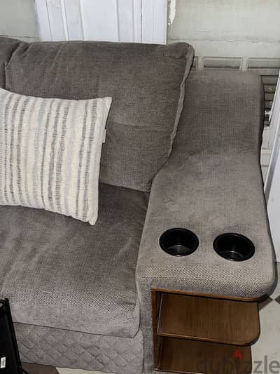 Kabbani Cozy Sofa
