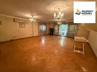 شقة للبيع 220م تفرعات شارع لبنان