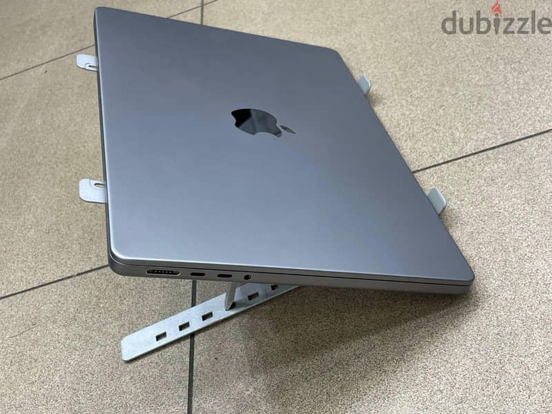 macbook m1 pro 2021 3