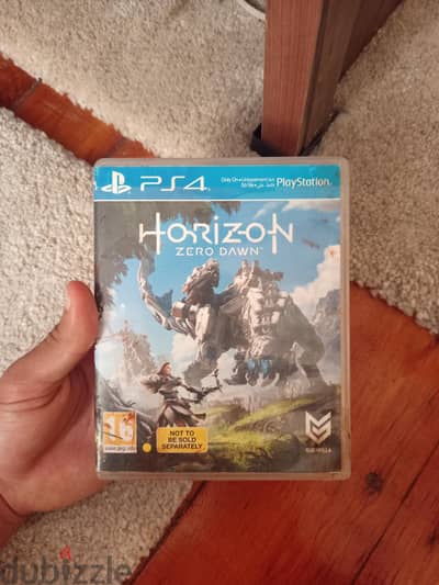 لعبة horizon zero dawn cd بحالة ممتازة مفيهاش خدش قايل للتفاوض