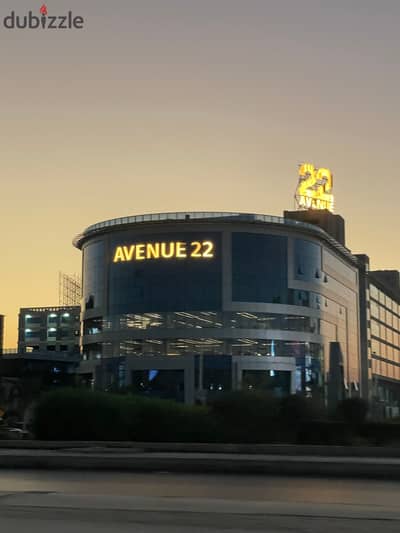 مكتب ادارى كورنر للايجار في افنيو 22 -  الشيخ زايد 300 متر كامل التشطيب بالتكيفات Office For Rent in Avenue 22- elsheikh zayed 300sqm fully finished