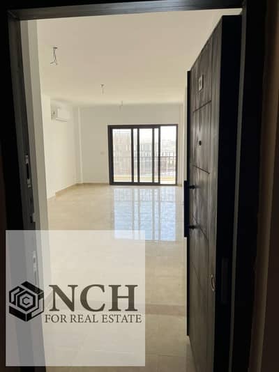 **For Rent | Apartment in Al Marasem – Fifth Square | New Cairo**  Experience premium living in **Al Marasem – Fifth Square**, one of New Cairo's most