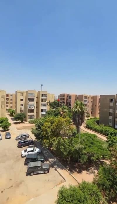 شقة للبيع بمدينة الشروق – المنطقة الخامسة (الحي المتميز) شقة للبيع بمدينة الشروق – المنطقة الخامسة (الحي المتميز)