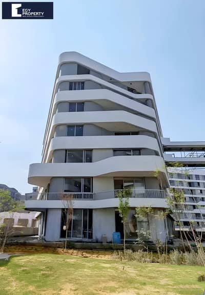 شقة للبيع موقع مميز باحسن فيو بالتقسيط لحد 2029 في بلوم فيليدز Bloomfields  Mostakbal City