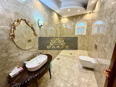 Villa like palace for sale in Madinaty 7 rooms north larger model with kitchen, air conditioning, and swimming pool